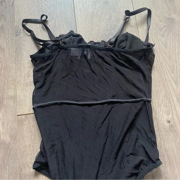 Princess polly black lace bodysuit - Picture 4 of 4